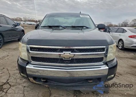 2008 Chevrolet Silverado K1500 z USA, uszkodzony, nr VIN 2GCEK190481304487